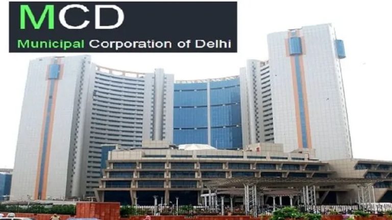 MCD अस्पतालों में 31% पद खाली, केवल 36% स्वास्थ्य बजट का इस्तेमाल: AAP के ‘दिल्ली मॉडल’ से मरीजों की हालत बदतर, नहीं मिल पा रहा इलाज