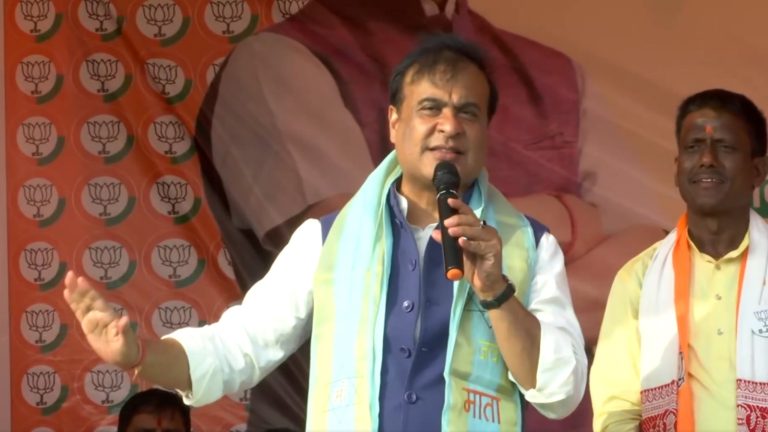 नमाज के लिए शुक्रवार की छुट्टी पर सीएम सरमा ने उठाया सवाल: कहा- हनुमान चालीसा पढ़ने के लिए मंगलवार को छुट्टी क्यों नहीं?