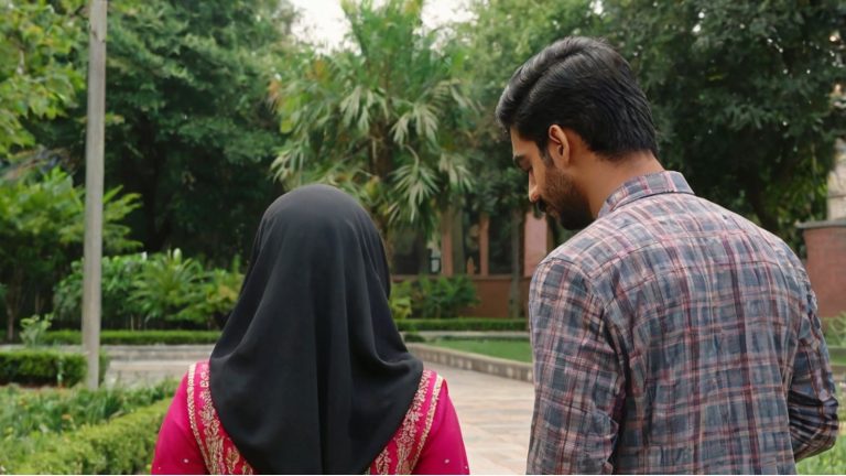 मुस्लिम लड़की और हिन्दू लड़के ने की मंदिर में शादी, अब्बू ने ‘दामाद’ पर ही करवा दी रेप की FIR: इलाहाबाद हाई कोर्ट ने दी जमानत, कहा- बाहर जाकर करो नियम-कानून से विवाह