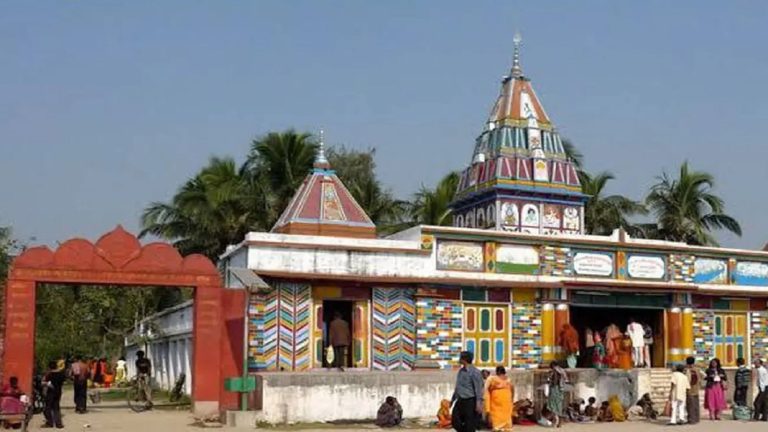जिन कपिल मुनि के कारण गंगा धरती पर आईं, मकर संक्रांति के दिन हिंदुओं को मिलता है मोक्ष… खतरे में उनका मंदिर, सो रही बंगाल सरकार