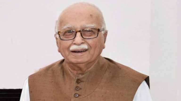 जिनकी रथ की धूल ने बदल दी राजनीति, जिनकी सांगठनिक अग्नि में तप कर निखरे नरेंद्र मोदी: 97 के हुए ‘भारत रत्न’ स्वयंसेवक