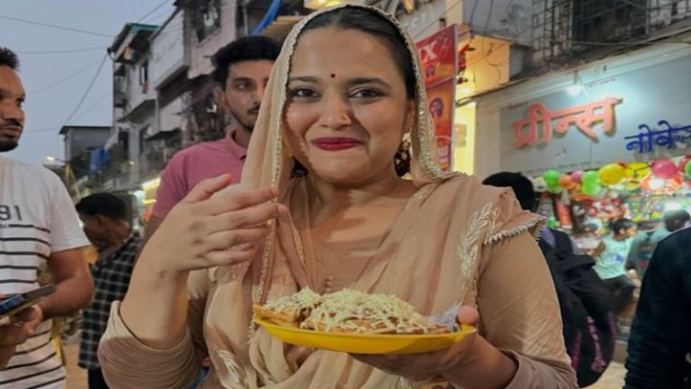 ‘ये चेहरे पर चेहरा लगाओगी कब तक…’: महाराष्ट्र में वोटिंग खत्म होते ही बेगम स्वरा भास्कर हुईं वोक, चुनावों में पैगंबर मुहम्मद के नाम पर माँग रही थीं वोट