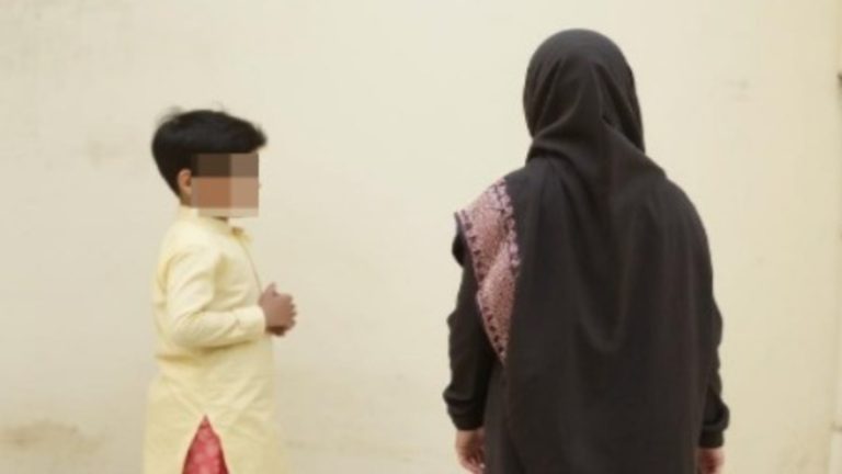 अमित ने सदरुन निशा से की लव वाली शादी, 8 साल बाद बेटे सचिन का करवा दिया खतना: निजामुद्दीन से ‘करीबी’ के बाद प्रॉपर्टी बिकवाई, दे रही धमकी