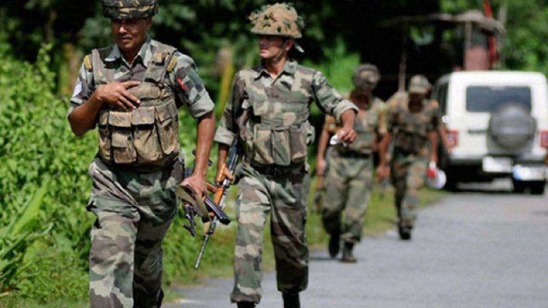 क्या है AFSPA, जिसे मणिपुर में मंत्री-MLA के घरों पर हमले के बाद 6 थाना क्षेत्रों में किया गया है लागू: क्यों राज्य सरकार ने इसे हटाने के लिए केंद्र को लिखा पत्र