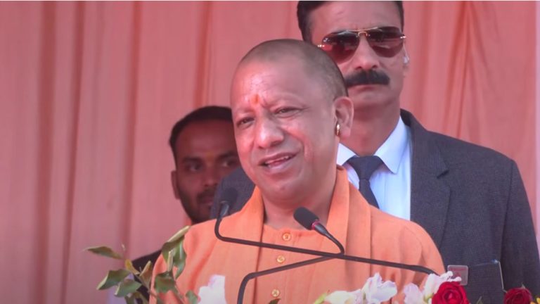 अयोध्या, संभल, बांग्लादेश… सबका DNA एक: CM योगी ने इस्लामी कट्टरपंथ के खतरे को लेकर चेताया, कहा- हिंदुओं को बाँटकर कटवाने हो रही तैयारी