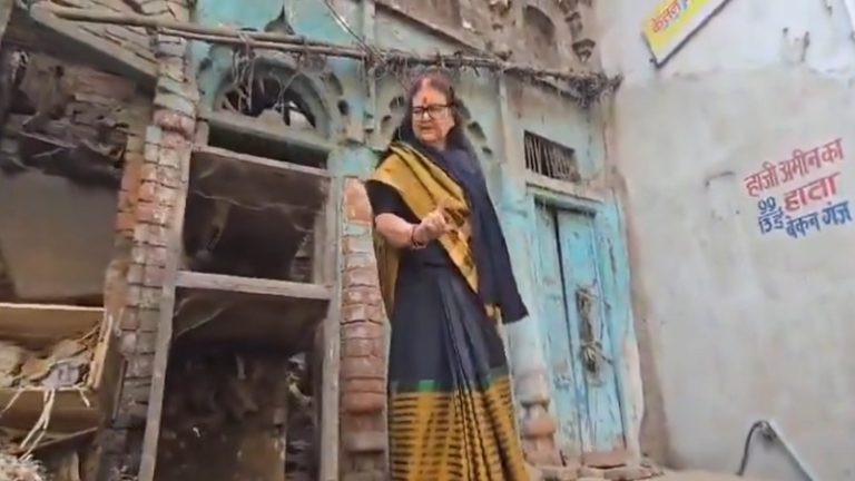 कानपुर में 120 मंदिर बंद मिले: जिन्होंने देवस्थल को बिरयानी की दुकान से लेकर बना दिया कूड़ाघर… वे अब कह रहे हमने कब्जा नहीं किया, हम हैं ‘रखवाले’