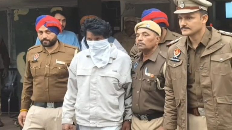 पहले मर्दों के साथ बनाता था यौन संबंध, फिर हत्या कर उनकी लाश के पैर छूकर माँगता था माफी: पकड़ा गया समलैंगिक सीरियल किलर, 11 लोगों की कर चुका है हत्या