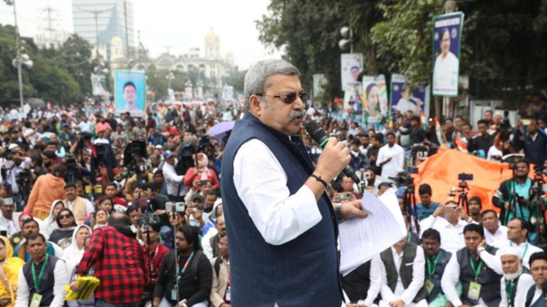 मुस्लिमों को भारत की इंच-इंच जमीन का मालिक बनाना चाहती है TMC, सांसद कल्याण बनर्जी बोले- जिस जगह पर हो नमाज, वह बने वक्फ प्रॉपर्टी: कोलकाता रैली का Video वायरल