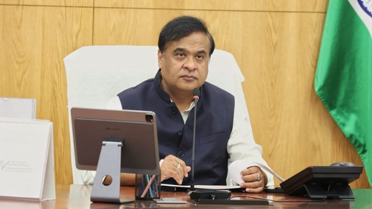 असम की BJP सरकार ने गोमांस पर लगाया प्रतिबंध: बोले CM सरमा- रेस्टोरेंट-होटल में नहीं परोसा जाएगा, सावर्जनिक जगहों/कार्यक्रमों में नहीं खा सकेंगे