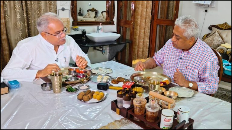 माना आपकी तरह ‘एलीट’ नहीं था मुकेश चंद्राकर, पर जिसे तड़पा-तड़पाकर मारा गया वह भी पत्रकार ही था… कॉन्ग्रेस की ‘चाटुकारिता’ में अपने ही पेशे का दर्द भूल गए राजदीप सरदेसाई