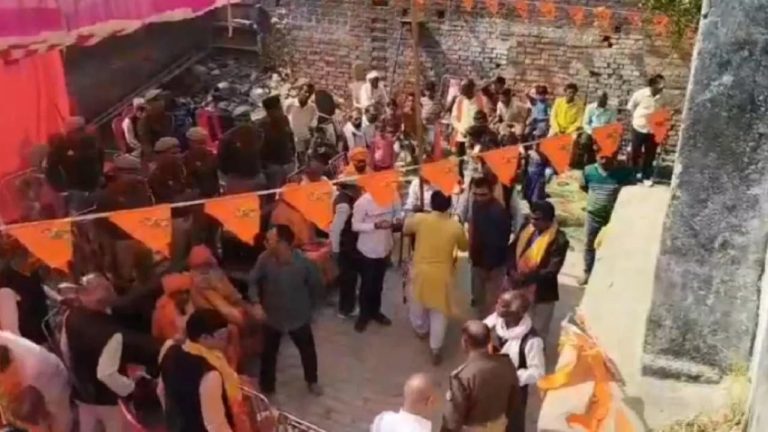 अमेठी के उस मंदिर में गूँजा ‘हर हर महादेव का नारा’, जिसे मुस्लिमों ने कर किया था बंद: 20 साल बाद हुई पूजा, दलित जेठूराम ने 120 साल पहले कराया था निर्माण