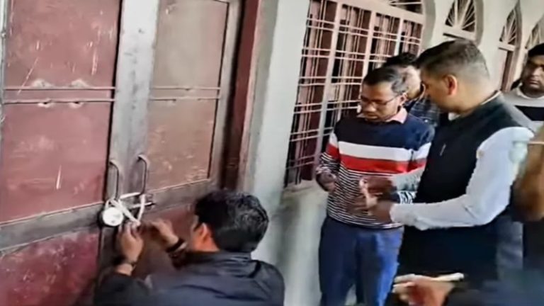 देहरादून में 11 अवैध मदरसों पर लगा ताला, कार्रवाई देख 88 भागे-भागे पहुँचे रजिस्ट्रेशन करवाने: मुस्लिम संगठन ने कहा – मदरसे के लिए मान्यता की जरूरत नहीं