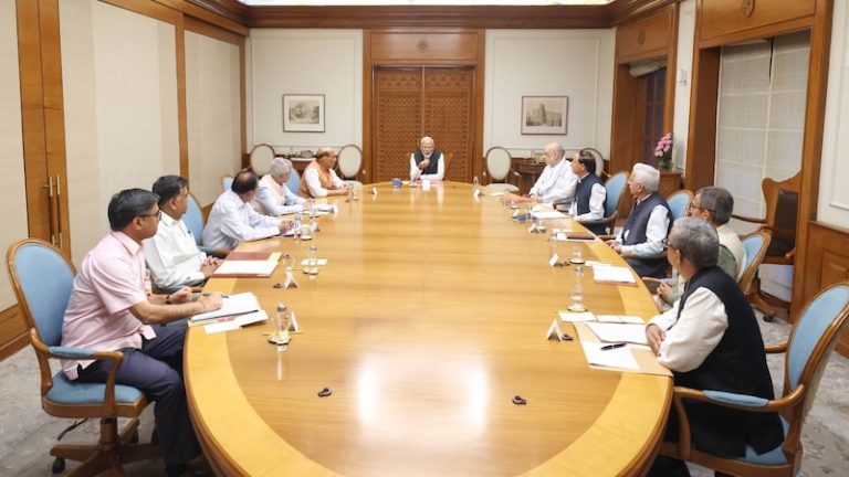सिंधु जल समझौता निलंबित, पाकिस्तानी नागरिकों का वीजा रद्द, अधिकारियों को देश-निकाला, अटारी सीमा बंद: पहलगाम हमले के बाद एक्शन में भारत