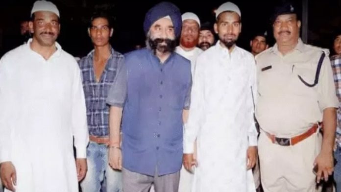 लड़की को इस्लाम अपनाने के लिए उकसाया