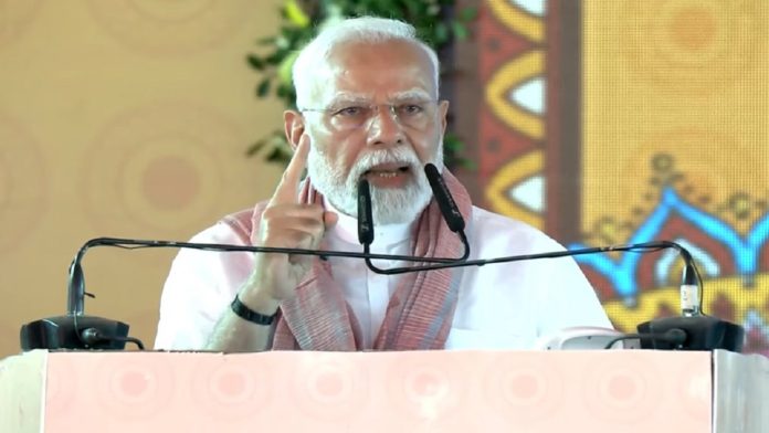 बिहार में प्रधानमंत्री नरेंद्र मोदी