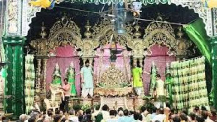 बाँके बिहारी मंदिर वृंदावन