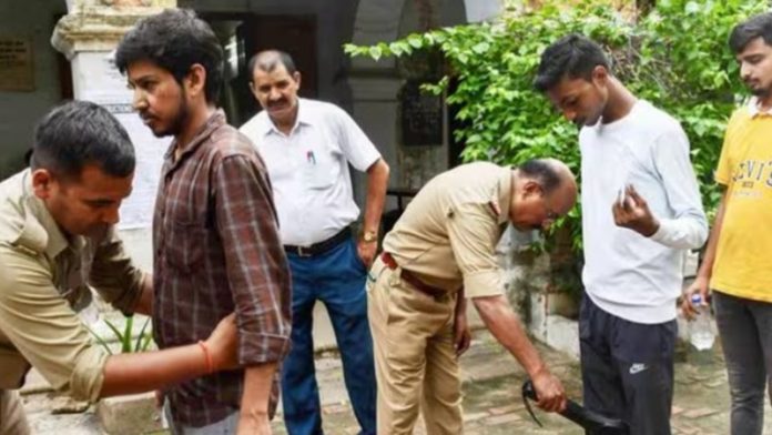 कर्नाटक में जनेऊ विवाद