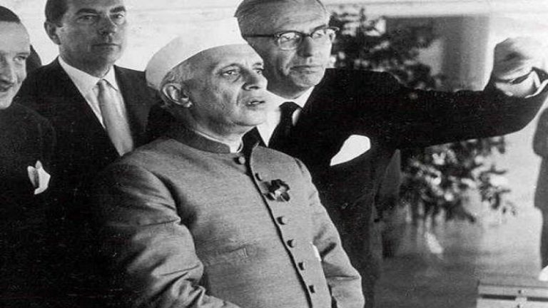 आजादी के समय से ही चालू हो गई थी नेशनल हेराल्ड में गड़बड़ी, सरदार पटेल ने की थी रिश्वत की बात: बड़ौदा के महाराज से लिए गए थे ₹2 लाख, बाद में लौटाए भी नहीं