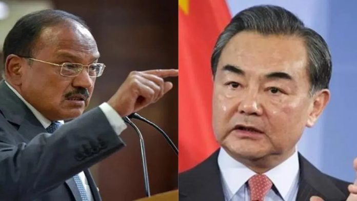 भारत के NSA अजीत डोभाल, चीन के विदेश मंत्री