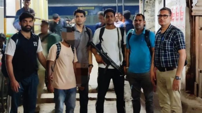 बांग्लादेशी घुसपैठी गिरोह