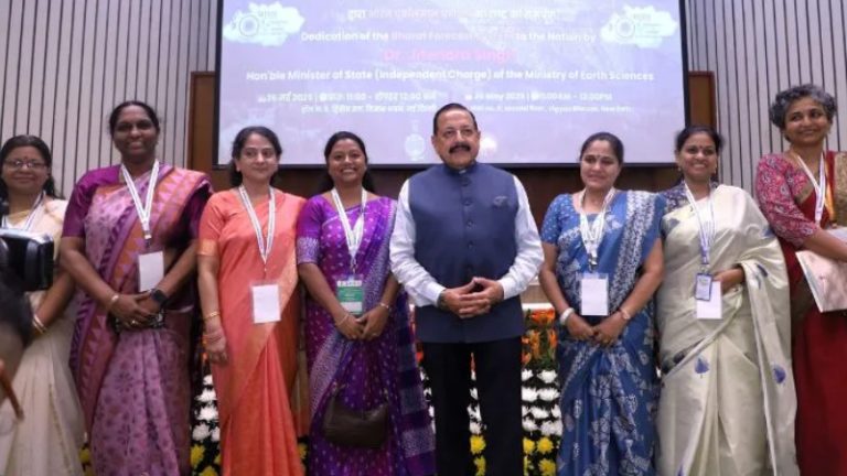‘मौसम’ बताने को भारत ने बनाया दुनिया का ‘बेस्ट सिस्टम’, सुपरकंप्यूटर Arka से चलेगा: जानिए महिला वैज्ञानिकों ने कैसे तैयार किया BFS, हर एक गाँव का बताएगा हाल