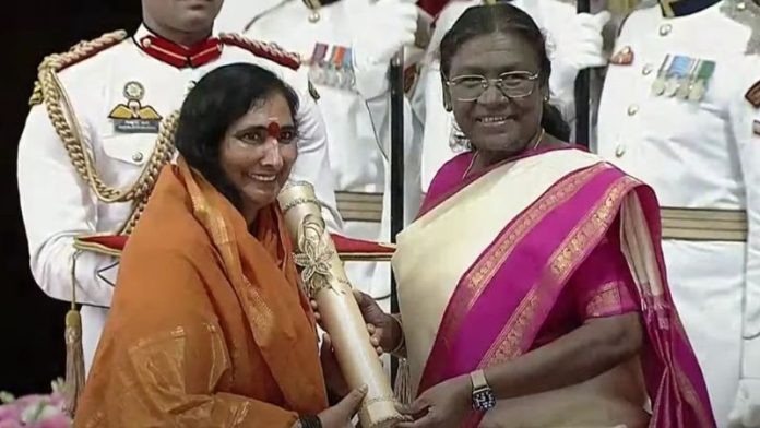साध्वी ऋतंभरा राष्ट्रपति द्रौपदी मुर्मू