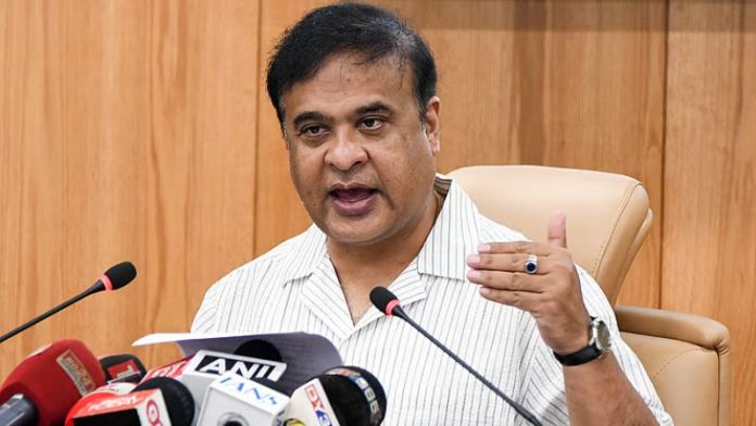 सांप्रदायिक तनाव को देखते हुए मुख्यमंत्री हिमंत बिस्वा सरमा ने शूट-एट-साइट का आदेश दिया