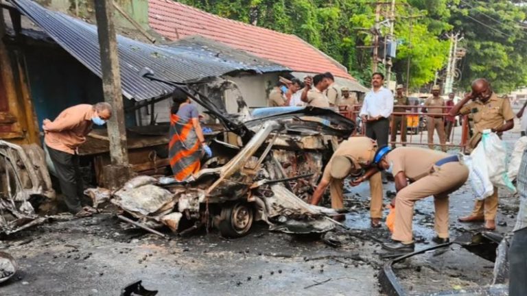 कोयंबटूर बम ब्लास्ट में अहमद अली, अब्दुल्ला और शेख दाऊद समेत 4 गिरफ्तार, जिहादी विचारधारा के लिए कर रहे थे भर्ती: प्राचीन मंदिर के सामने उड़ाई थी गाड़ी, NIA ने बताया- अरबी कॉलेज वाला जमील बाशा भी था शामिल