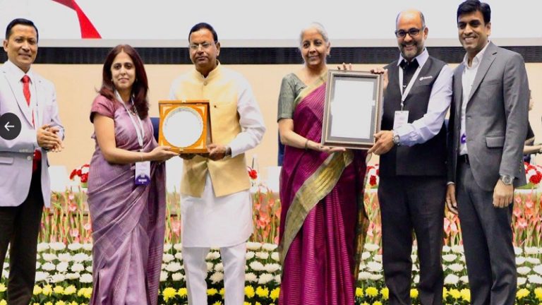 अगले तीन सालों में ₹3.5 लाख करोड़ तक पहुँच जाएगा भारत का फिनटेक बाजार, 30% की होगी हर साल बढ़त: वित्त मंत्री निर्मला सीतारमण ने बताया- हमारी उपलब्धि के पास भी नहीं कोई मॉडर्न देश