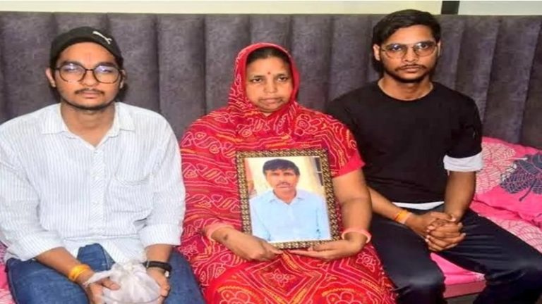 न अस्थियाँ बहाईं, न पाँव में पहनी चप्पल: 3 साल से इंतजार कर रहा कन्हैया लाल का बेटा, अब तक नहीं मिला न्याय