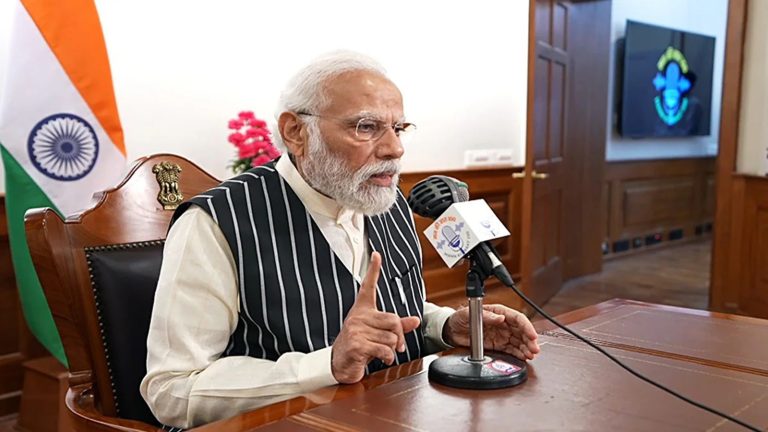 शुभांशु शुक्ला से लेकर मराठा किलों तक, पीएम मोदी ने ‘मन की बात’ में बताई देश की उपलब्धियाँ: कहा- देश त्योहारों की रौनक से सजने जा रहा