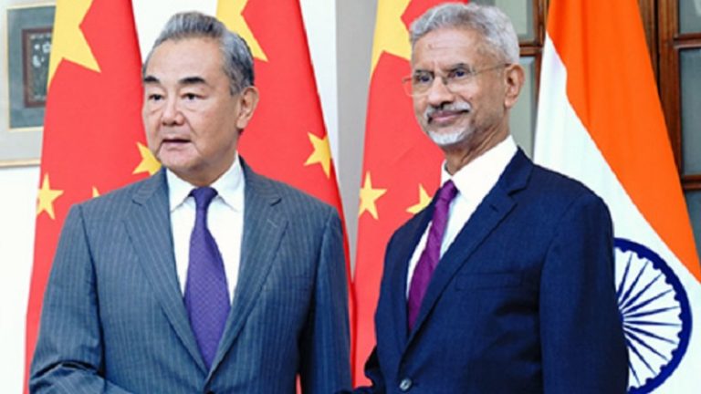 डोनाल्ड ट्रंप की ‘टैरिफ बलजोरी’ ने भारत-चीन को किया करीब, गलवान संघर्ष के 5 साल बाद द्विपक्षीय संबंधों में गर्मजोशी: दुर्लभ खनिज-उर्वरक-मशीनों पर उम्मीदों को बल