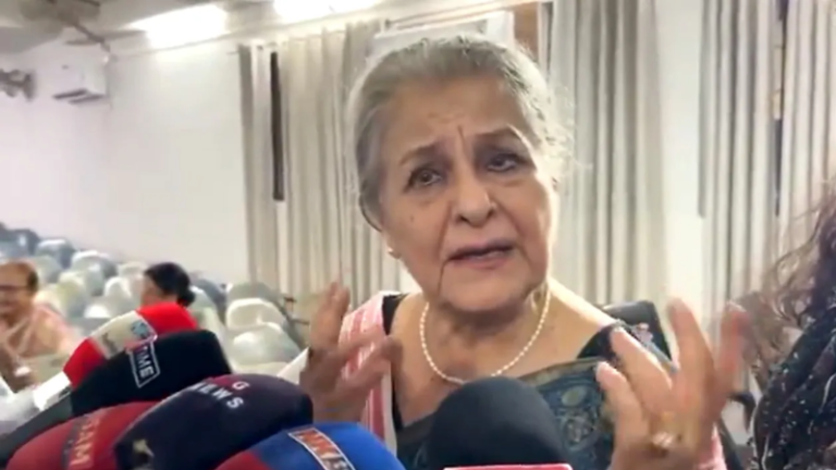 ‘यहाँ रह सकते हैं बांग्लादेशी’: कॉन्ग्रेस सरकार में योजना आयोग की सदस्य रहीं सैयदा हमीद घुसपैठियों के समर्थन में उतरीं, कहा- अल्लाह ने इंसानों के लिए बनाई है धरती; वामपंथी गिरोह के साथ पहुँची हैं असम