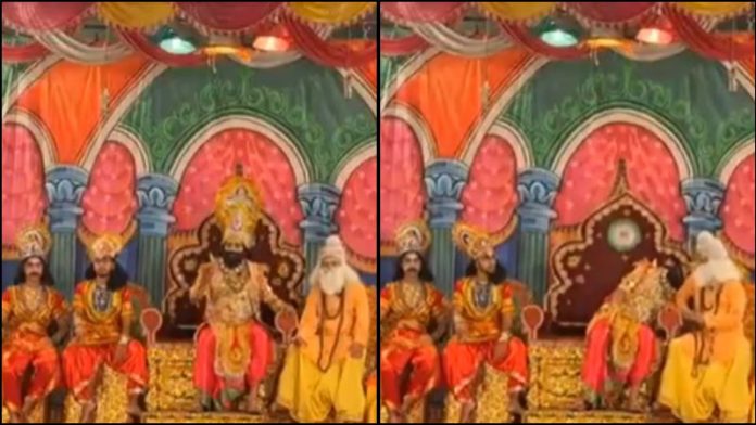 रामलीला में दशरथ बने कलाकार की हार्ट अटैक से मौत