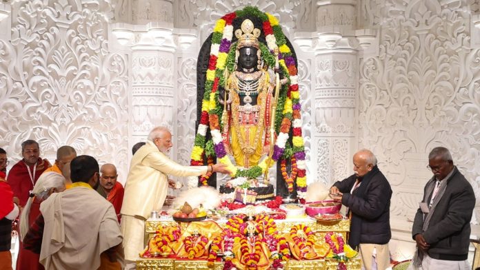 पीएम मोदी और RSS प्रमुख मोहन भागवत