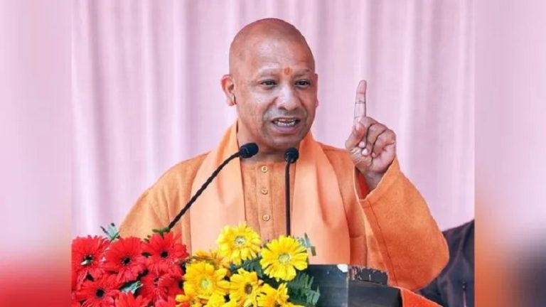 UP में महिला सुरक्षा और सम्मान पर फोकस, नवरात्रि में ‘मिशन शक्ति’ चलाएगी पुलिस: CM योगी ने दिए सख्त निर्देश