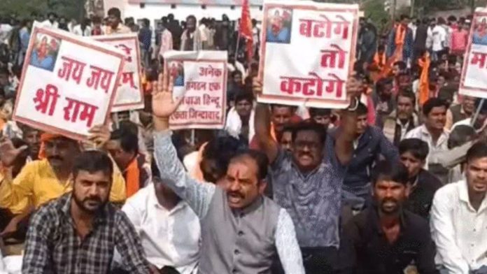 रायसेन में भीड़ ने किया हंगामा