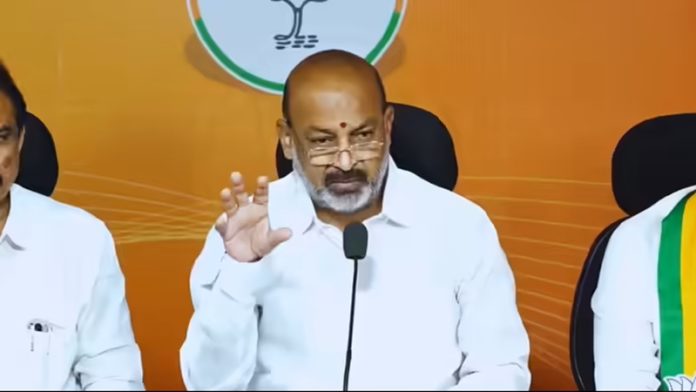बंडी संजय कॉन्ग्रेस AIMIM