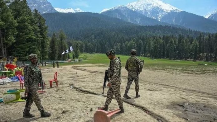 पहलगाम में आतंकियों ने 26 लोगों की की थी हत्या