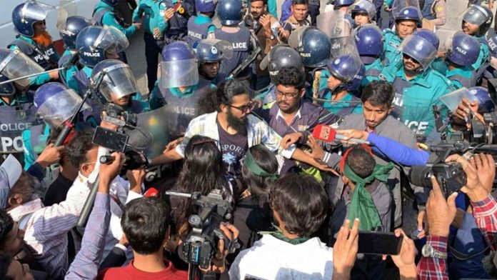 बांग्लादेश राजशाही प्रदर्शन