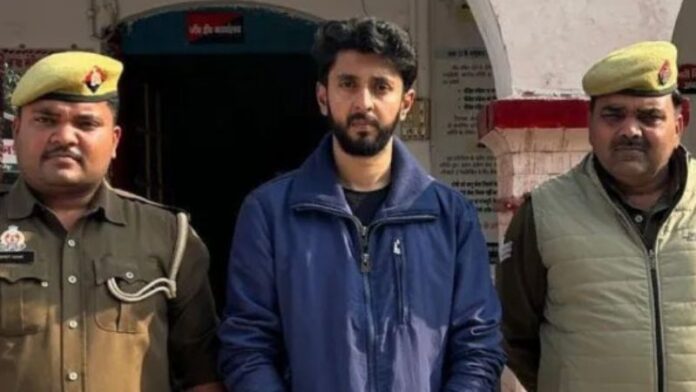 लखनऊ बीवी प्रेमी गोमांश