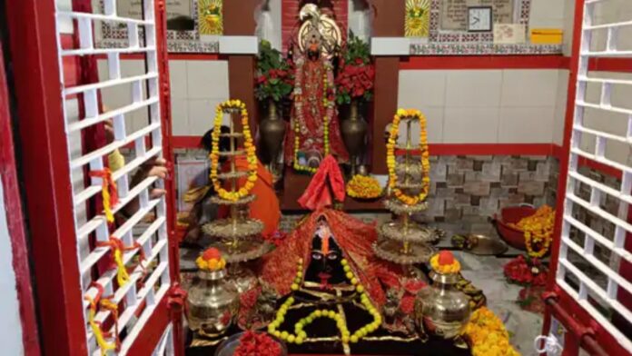 काली माता मंदिर का प्रतीकात्मक चित्र