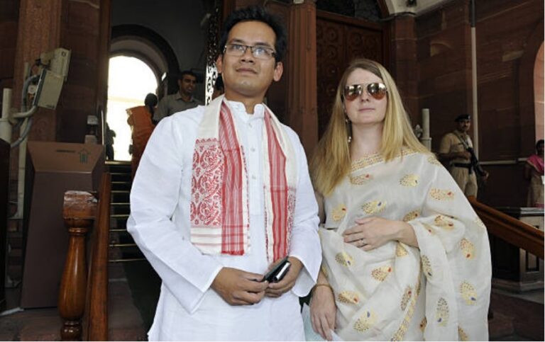 भारत में काम करते हुए भी पाकिस्तानी बॉस को रिपोर्ट कर रही थी गौरव गोगोई की पत्नी, भेजी कॉन्फिडेंशियल रिपोर्ट: जानिए- असम पुलिस की SIT ने क्या-क्या बताया