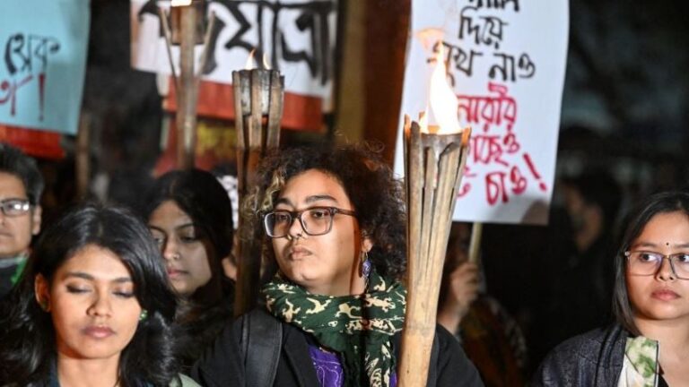 बांग्लादेश चुनाव में केवल 4% महिला उम्मीदवार, उन्हें भी मिल रहीं रेप-हत्या की धमकियाँ: शेख हसीना- खालिदा जिया के देश में महिलाओं के नेतृत्व के खिलाफ कट्टरपंथी
