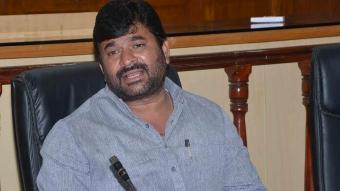 कर्नाटक MLA विनय कुलकर्णी