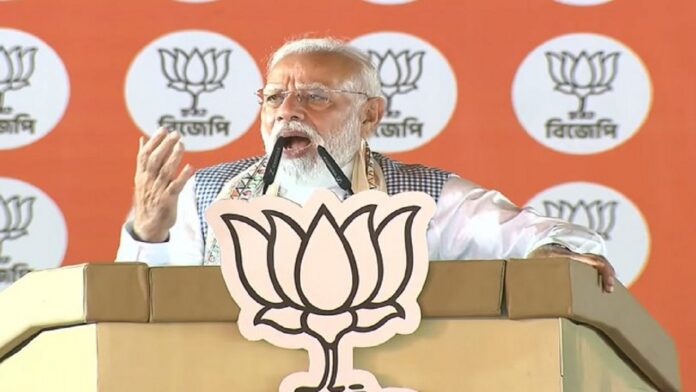 पश्चिम बंगाल के कूच बिहार में पीएम मोदी