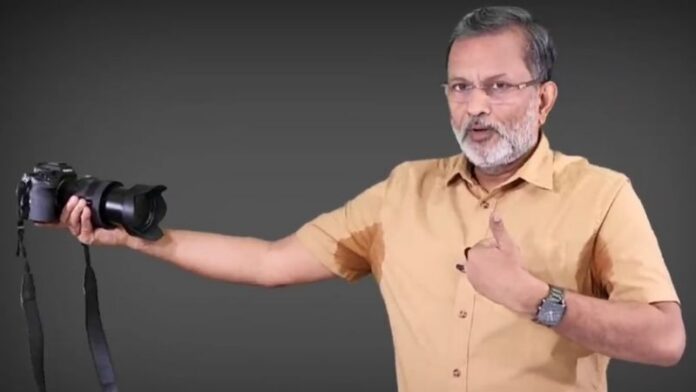 आग बस्ती अजीत अंजुम पड़ोसी घर कैमरे