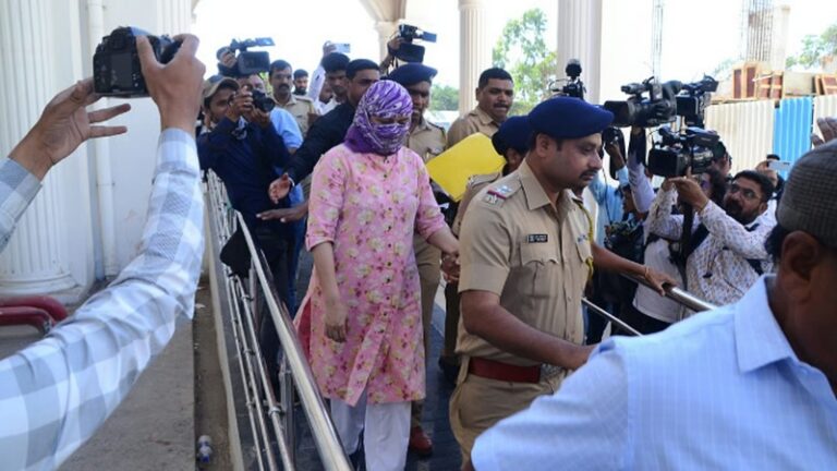 शिकायतों को किया नजरअंदाज, पीड़िता को ही ठहराया जिम्मेदार, धर्मांतरण गैंग को दी क्लीन चिट: जानें नासिक TCS कांड में POSH कमेटी सदस्य को क्यों नहीं मिली जमानत