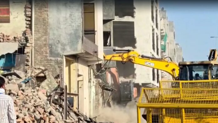 दिल्ली बुलडोजर कार्रवाई