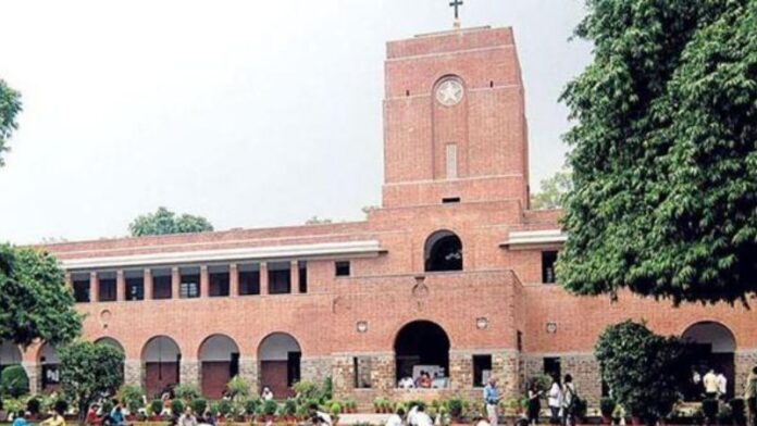 सेंट स्टीफंस कॉलेज अल्पसंख्यक हिंदू शिक्षक विवाद ईसाई